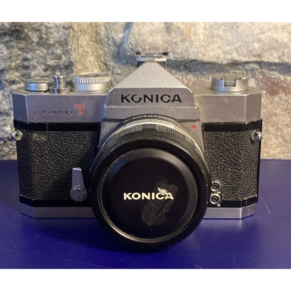 Vintage KONICA AUTOREFLEX T 35mm SLR Film Camera and Lens - UNTESTED